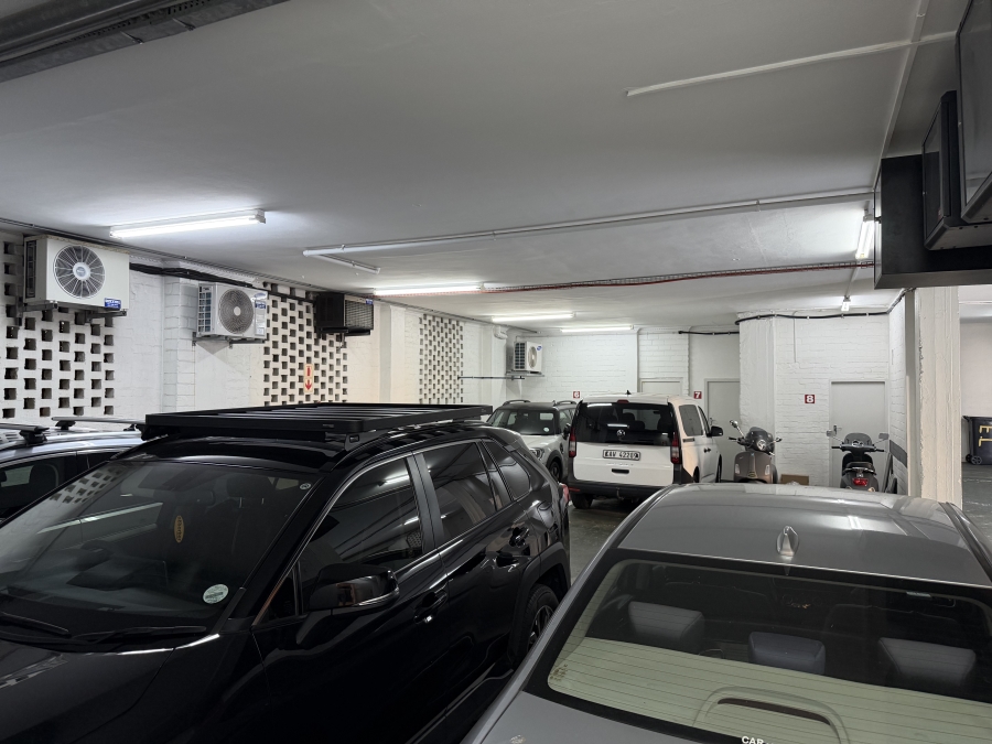 To Let Commercial Property for Rent in Gardens Western Cape